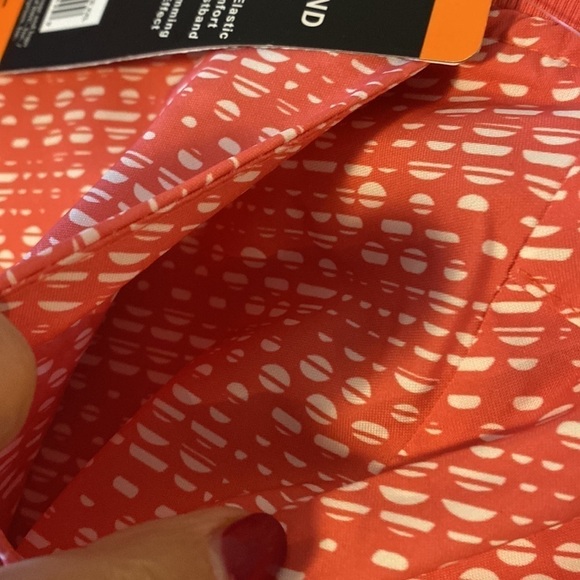 Cypress Club Coral skort. - Picture 4 of 6